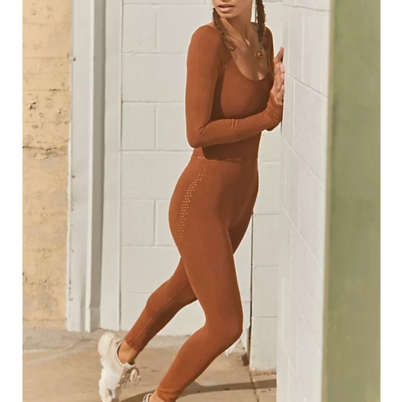 🍂NWT Free People Movement yoga bodysuit - Picture 2 of 9